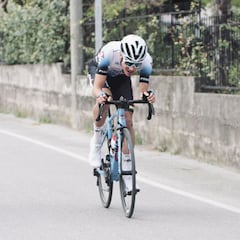 Juan Ayuso: "Pogacar se preocupa por todos y a mí me involucraba en el grupo"