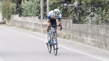 El ciclista español Juan Ayuso, durante una carrera con el Team Colpack-Ballan.