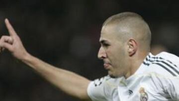 <b>ADAPTACIÓN.</b> El presidente del Lyon cree que cuando termine su periodo de adaptación, Benzema será vital para el Madrid.