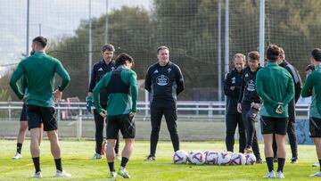 Cristóbal Parralo se la juega en el banquillo del Racing de Ferrol.