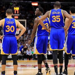 Has any team gone 16-0 in NBA playoffs history?