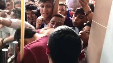 Firma de autógrafos de Chivas terminó en descontrol