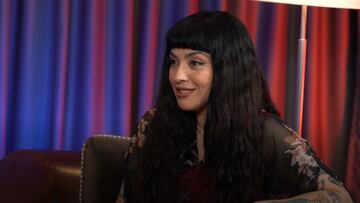 Mon Laferte confiesa que vendía mariguana en cuando iba en secundaria