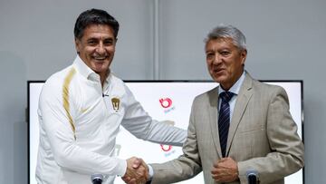 Míchel González fue presentado oficialmente con Pumas