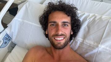 ?lex Rins, tras la operaci¨®n.
