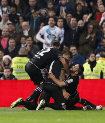 Joselu adelantó a los coruñeses. 1-2.