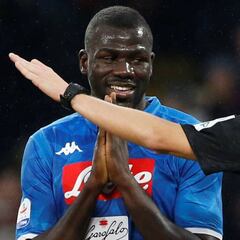 A Barça y United Koulibaly les costaría 120 millones de euros