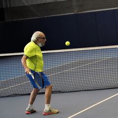 De jugar con Nadal a sus 97 años a resistir en la guerra de Ucrania