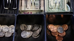 Is there a recession on the way? Financial experts say you can start preparing with these tips