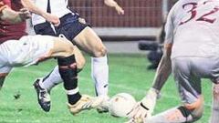 El Zaragoza le roba la pelota a Totti