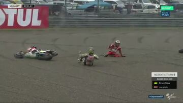 Carambola de Crutchlow con Lorenzo y liderato de M¨¢rquez