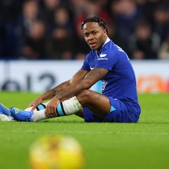 Sterling: fulminado y cobrando un dineral