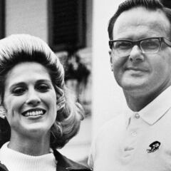 Who is the Kansas City Chiefs’ owner? What do they do for a living?