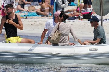 Zidane de vacaciones con su familia en la playa