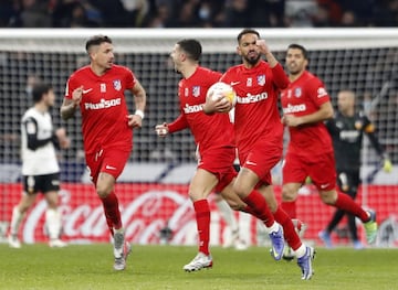 2-1. Matheus Cunha celebra el primer gol.