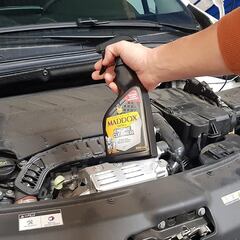 El motor de tu coche, como nuevo con este limpiador superventas