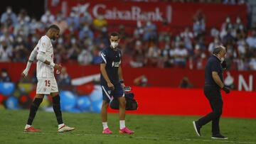 En Nesyri se marcha lesionado en el duelo ante el Espanyol.