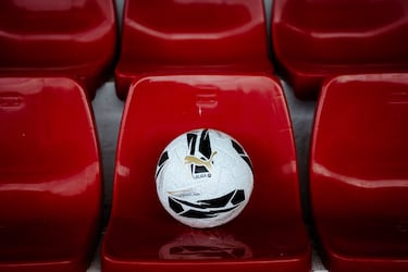 ELCLÁSICO paraliza el mundo con el liderato en juego 