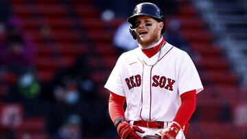 Alex Verdugo conectó sus primeros hits de la temporada