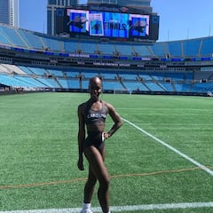 Carolina Panthers contratan a primera porrista transgénero