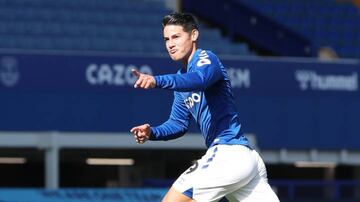 James anotó el segundo gol de Everton en la goleada 5-2 ante West Bromwich. Zurdazo al ángulo. 