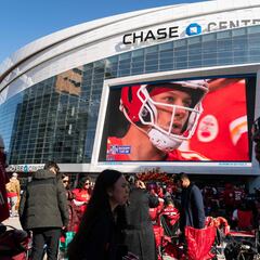 How many people watched Super Bowl 2024?