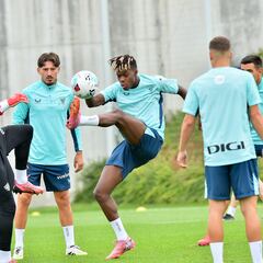 Valverde tira del filial para la lista ante el Liverpool