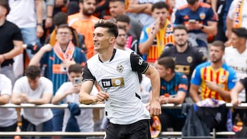 10/05/25
PARTIDO PRIMERA DIVISION
VALENCIA - GETAFE
GOL 1-0 PEPELU GOL