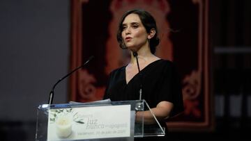 La presidenta madrileña, Isabel Díaz Ayuso, ha participado en el acto de homenaje a los fallecidos por coronavirus celebrado en Valdemoro