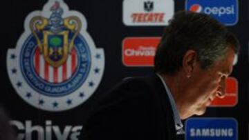 Jorge Vergara no tiene paciencia con los t&eacute;cnicos en Chivas.