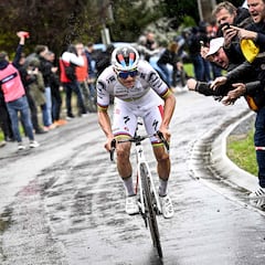 Evenepoel y Almeida desvelan sus potentes equipos para el Giro
