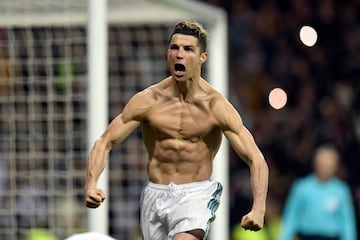 1-3. Cristiano Ronaldo celebró el gol de la clasificación.