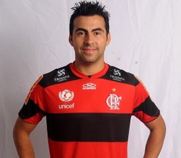 Maldonado igualó los dos títulos de Elías Figueroa en 2009, jugando por Flamengo. Jugó 13 partidos y anotó un gol a Atlético Mineiro.