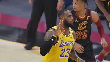 CLEVELAND, OHIO - JANUARY 25: LeBron James #23 of the Los Angeles Lakers celebrates after scoring during the first quarter against the Cleveland Cavaliers at Rocket Mortgage Fieldhouse on January 25, 2021 in Cleveland, Ohio. NOTE TO USER: User expressly a