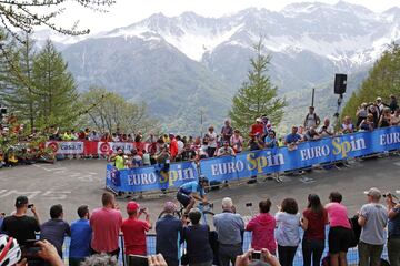 Froome revoluciona el Giro a 2 etapas del final