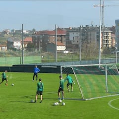 Oltra diseña trabajo extra para sus delanteros
