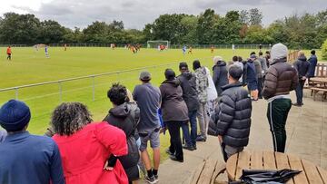 El Colchester rescinde a cuatro futbolistas por el coronavirus... ¡Incluido el capitán!