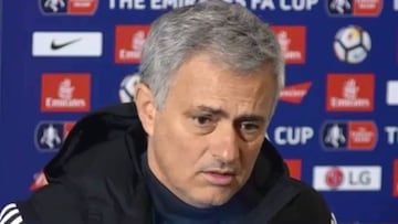 Frases que marcaron la relación amor-odio de Mourinho y Alexis