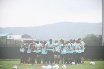 La Selección Colombia Femenina tuvo su primera práctica en la India antes de su debut en el Mundial Sub 17.