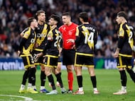 01/02/26 PARTIDO PRIMERA DIVISION
REAL MADRID - RAYO VALLECANO
PROTESTAS ISIDRO DIAZ DE MERA ARBITRO PENALTI
PEP CHAVARRIA LEJEUNE OSCAR VALENTIN CARLOS MARTINEZ ANDREI RATIU