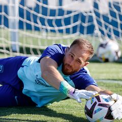 El Atleti vuelve al trabajo con Oblak y Simeone ya prueba once