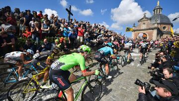 Imagen del Kapelmuur o Muur of Geraardsbergen during la 101&ordf; edici&oacute;n del Tour de Flandes o Ronde van Vlaanderen.