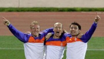 <b>LISTOS. </b>Kuyt, Robben y Van Bommel quieren vengarse de Brasil.