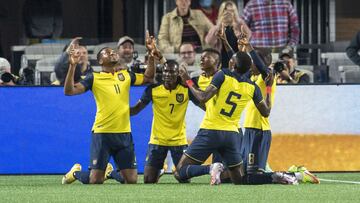 during the game Mexico vs Ecuador, friendly preparation at United Airlines Field at Bank of America Stadium, on October 27, 2021.
<br><br>
durante el partido Mexico vs Ecuador, amistoso de preparacion, en el Bank of Ameri