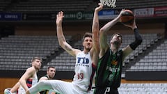 Un triple de Bassas da un triunfo de oro a la Penya