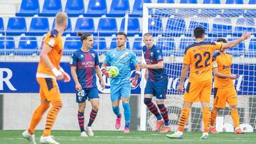 El Huesca se lleva un palo tremendo