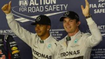 Hamilton y Rosberg saldrán primero y segundo mañana en Singapur.