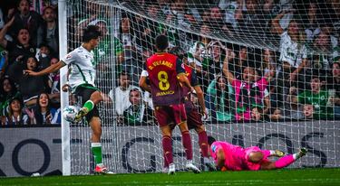 El Racing se reencuentra con la cima