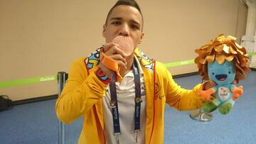 Carlos Serrano gana bronce para Colombia en 50 metros libres