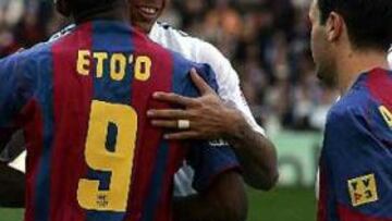 Eto'o pide que dejen en paz a Messi tras la nacionalización de Ronaldo